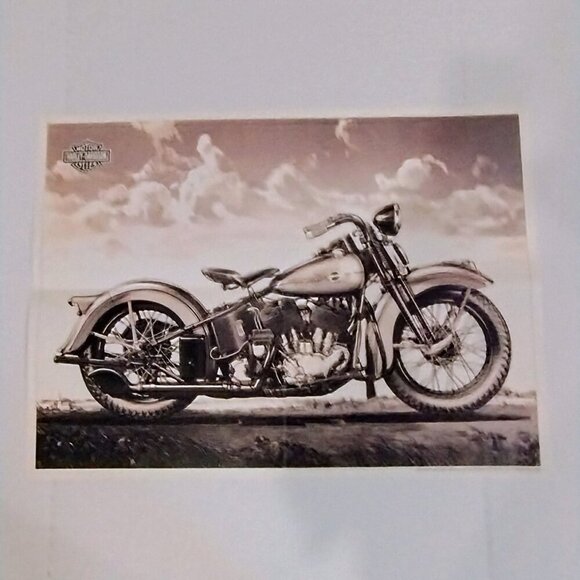 The Complete Harley-Davidson: A Model-By-Model of the American Motorcycle Book - Picture 5 of 6